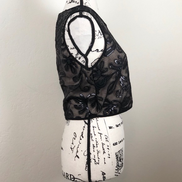 Sienna Sky Black Floral Sequin Crop Top Sz Medium - Picture 8 of 13